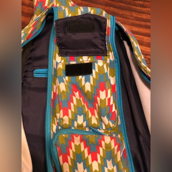 KAVU Rope Sling Bag (Garden Tile) - Picture 8 of 11